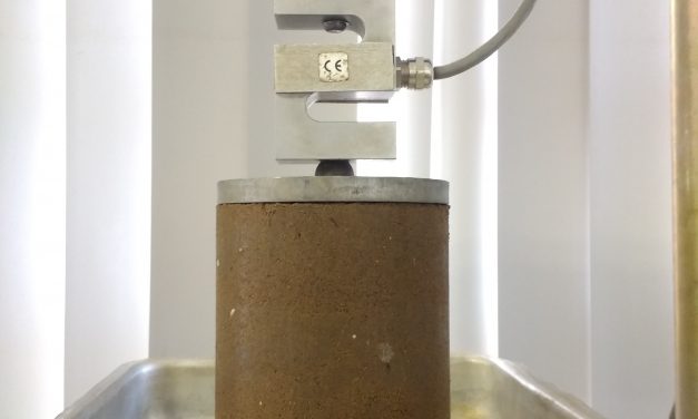Resistência à Compressão Simples