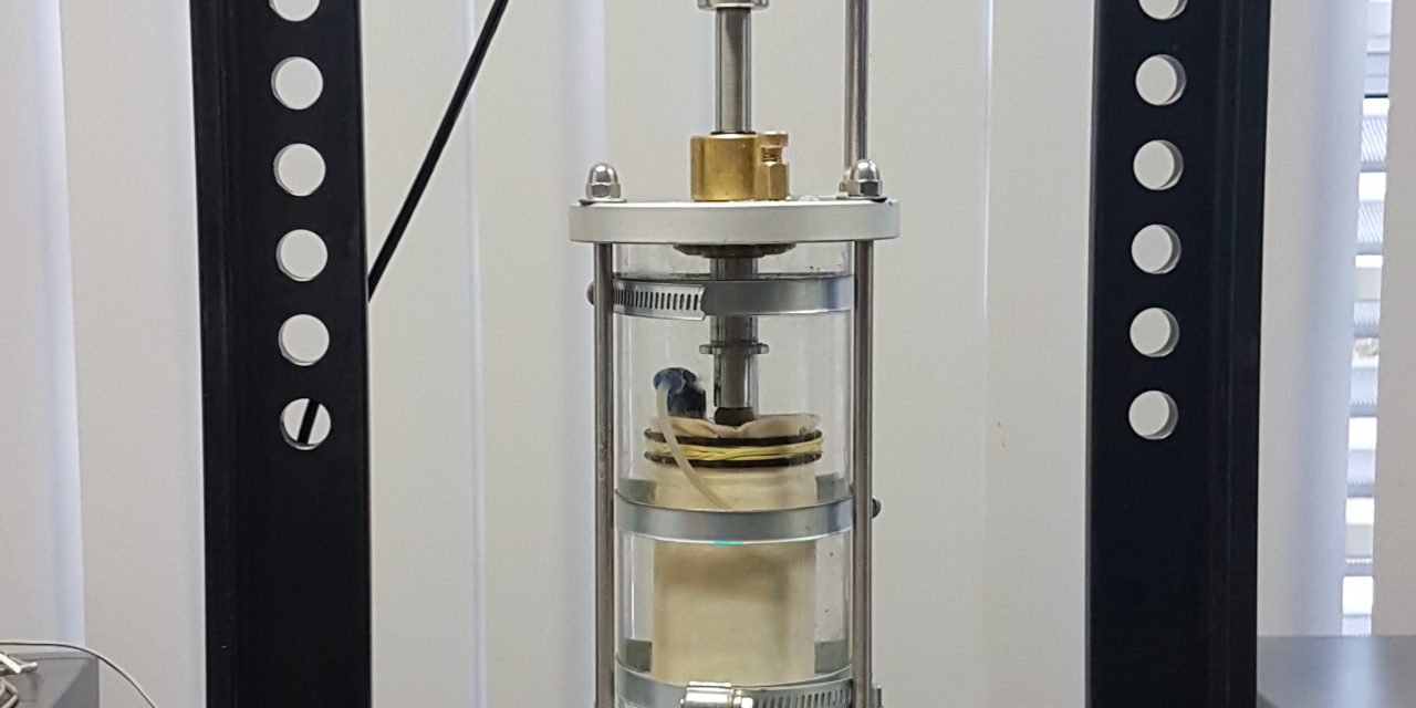 Compressão Triaxial CD CU e UU