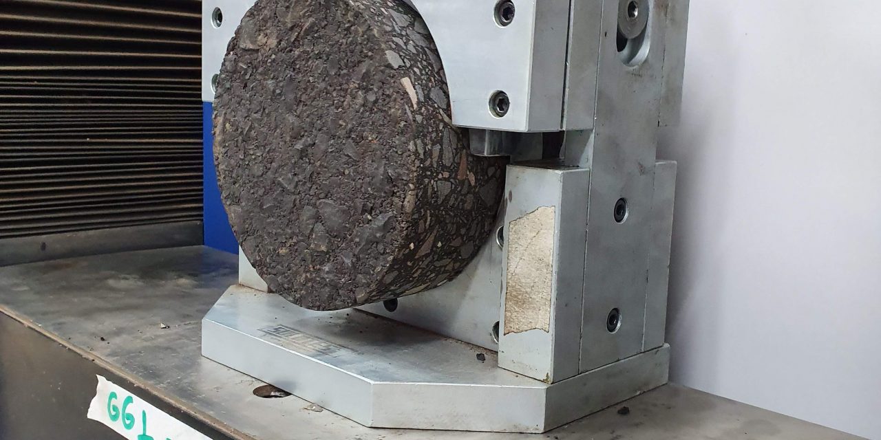 Cisalhamento de interface (Leutner shear test)